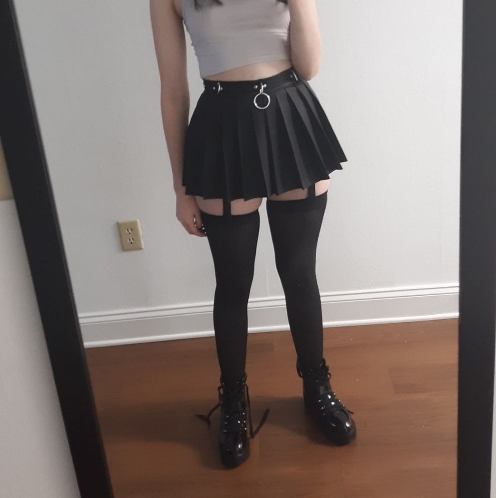 Spade Pleated Miniskirt Currentmood Dollskill